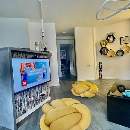 Апартаменты A Cozy Private At The Foot Of *